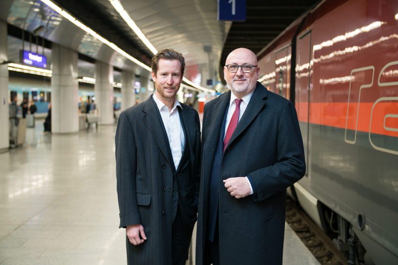 AUA boss Alexis von Hoensbroech and ÖBB general director Andreas Matthä (Photo: ÖBB / Max Wegscheider).