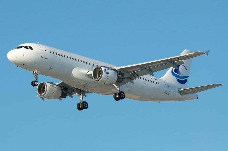 Airbus A320 (Foto: BriYYZ).