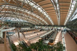 Terminal 2 des Flughafens Hamburg (Foto: Medvedev).