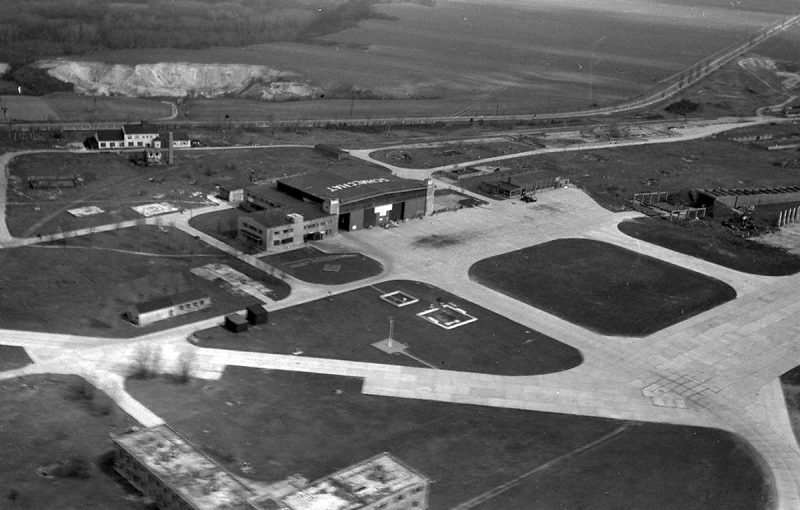 So sah der Flughafen Wien im Jahr 1954 aus (Foto: Flughafen Wien AG/Martin Steiger).