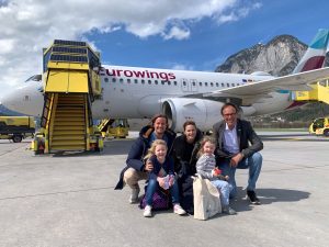 Anniversary passengers (Photo: Innsbruck Airport).
