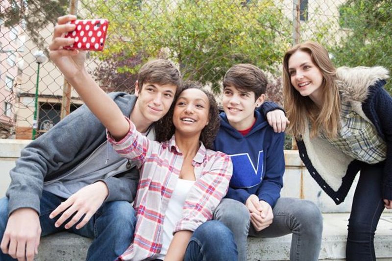 Teenagers (Photo: kidsanfunconsulting.com/shutterstock).