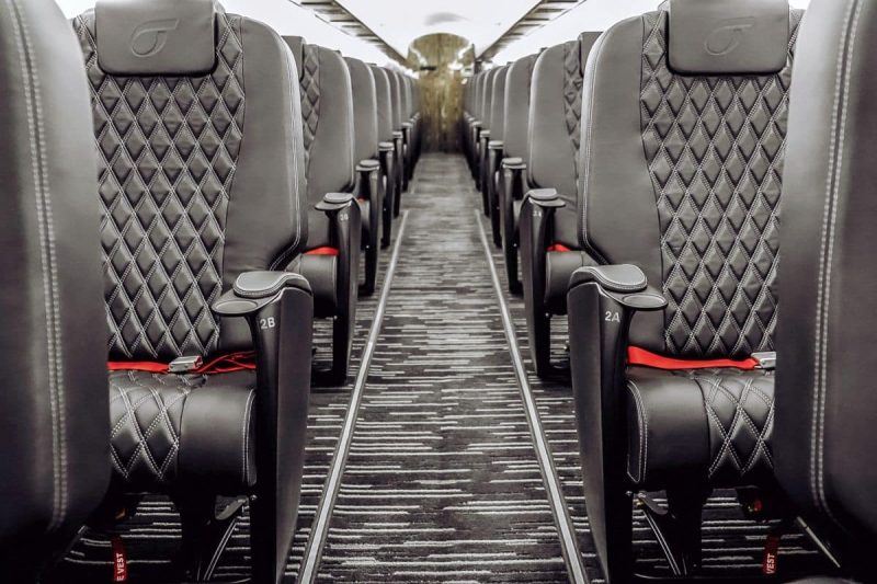 Cabin Embraer 145 (Photo: Travelcoup).