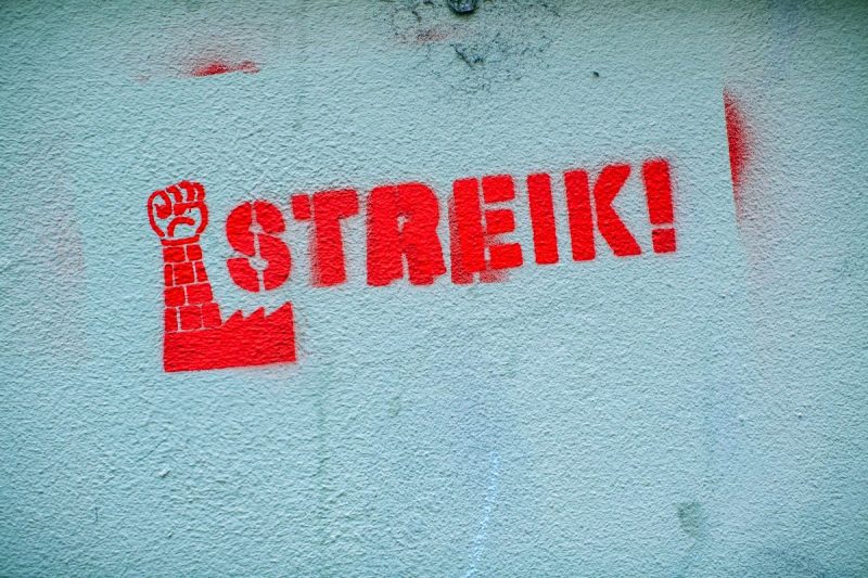 Streik (Foto: Markus Spiske/Unsplash).