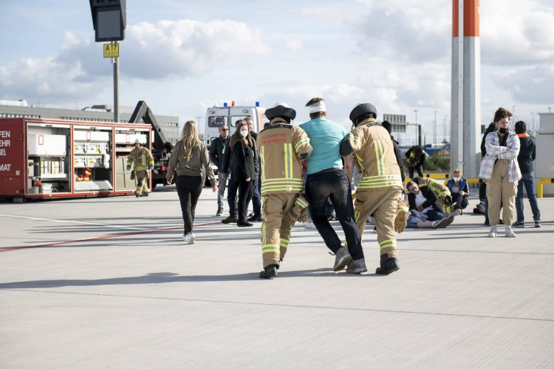 Emergency exercise at BER (Photo: Anikka Bauer/Flughafen Berlin Brandenburg GmbH).