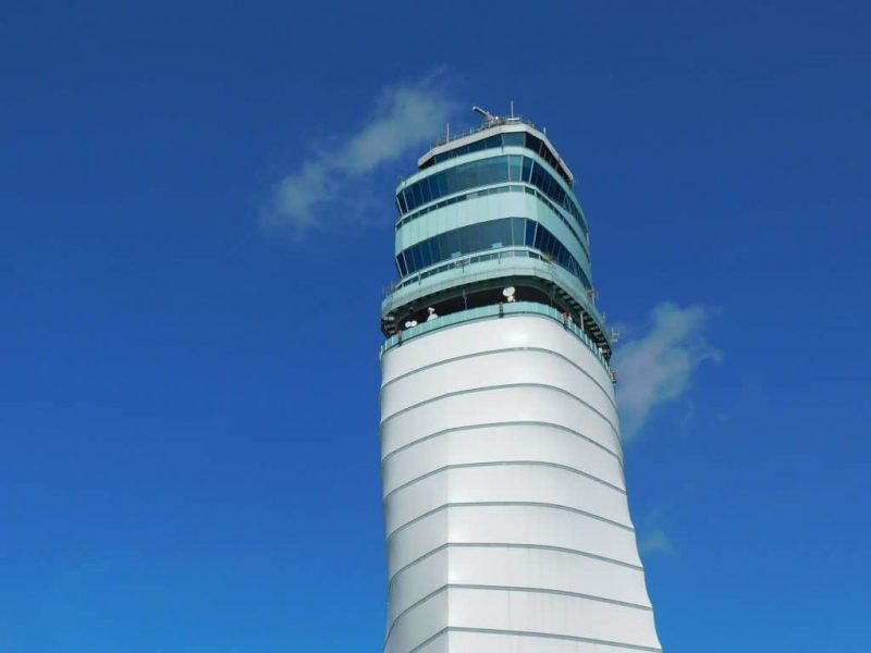 Tower at Vienna Airport (Photo: René Steuer).