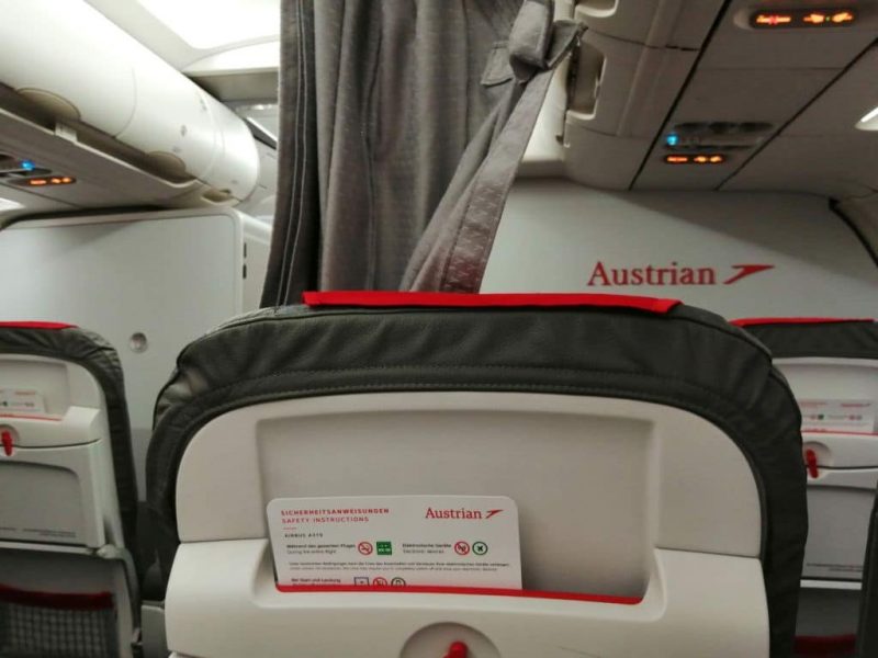 Cabin of an Airbus A319 from Austrian Airlines (Photo: Jan Gruber).