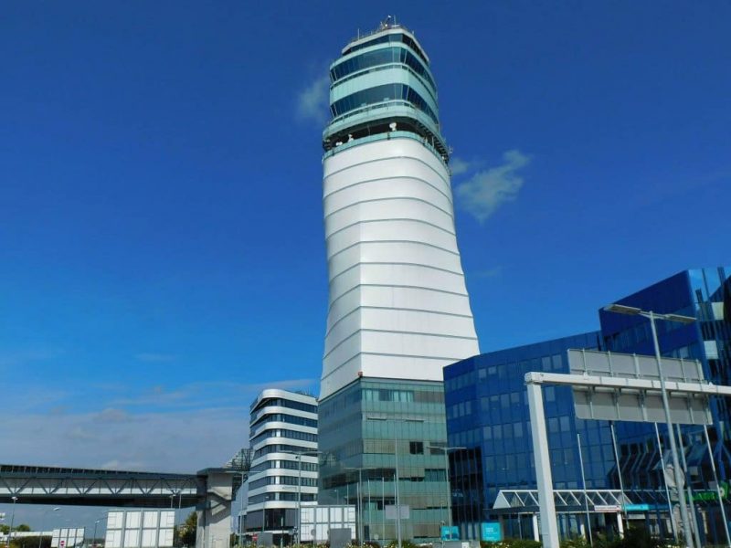 Tower am Flughafen Wien (Foto: René Steuer).