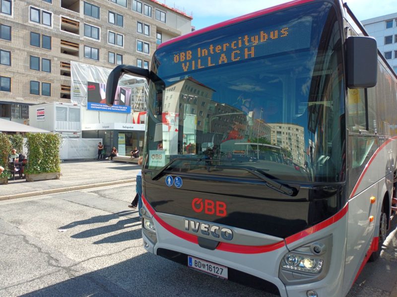 ÖBB-Intercitybus Iveco (Foto: Jan Gruber).