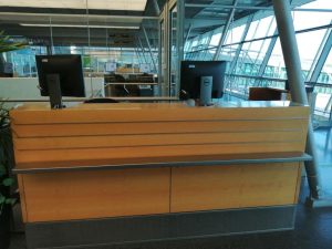 Gate counter at Stuttgart Airport (Photo: Jan Gruber).