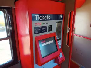 ÖBB ticket machine (Photo: Robert Spohr).