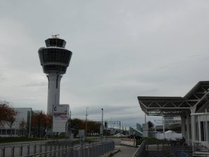 Tower am Flughafen München (Foto: Robert Spohr).