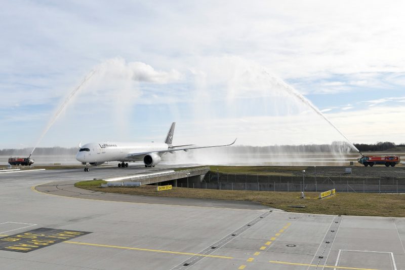 Welcome from D-AIXP (Photo: Munich Airport).