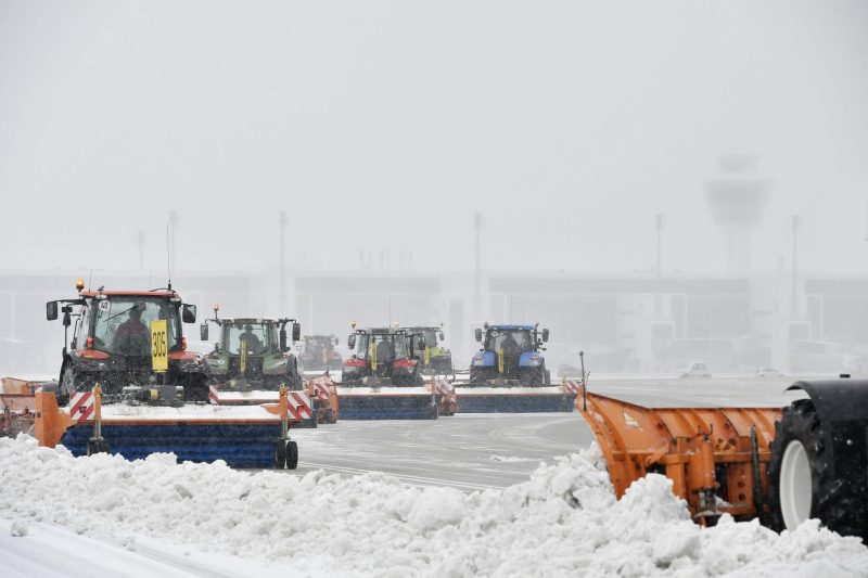 Winter service at the airport (Photo: Flughafen München GmbH).