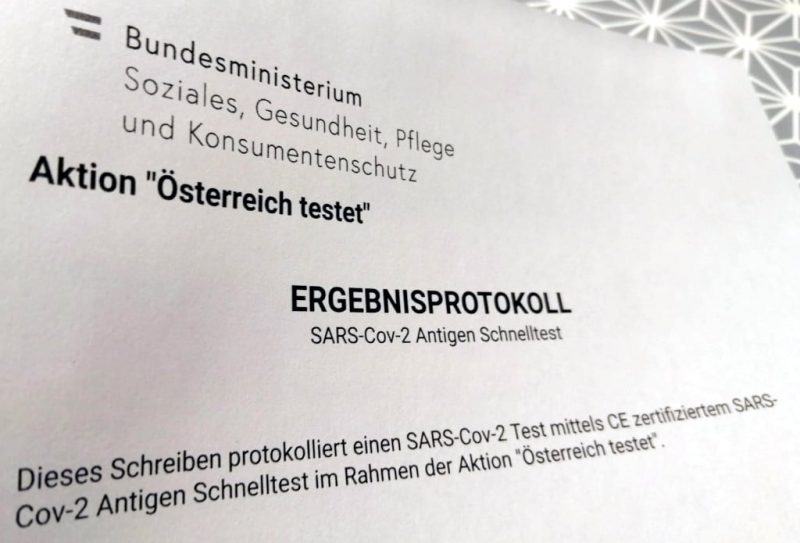 Results protocol of the Austrian antigen mass tests (Photo: Jan Gruber).