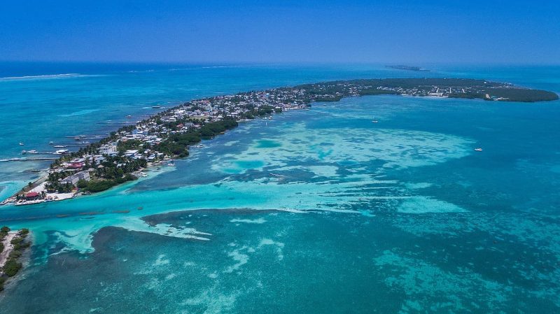 Caye Caulker, Belize (Foto: Dronepicr).