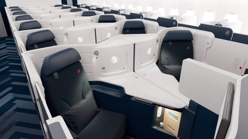 Business Class with sliding doors (Photo: Air France).