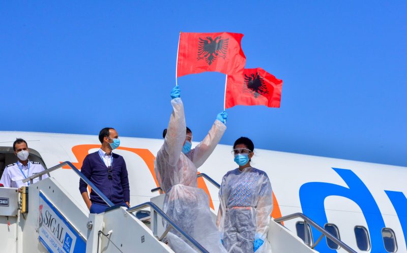 Flydubai bietet die Strecke Tirana-Dubai zweimal in der Woche an (Foto: Tirana International Airport).