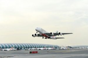 Das erste von 120 umgerüsteten Flugzeugen wurde vergangene Woche nach umfangreichen Erneuerungen der Innenausstattung in Dienst gestellt (Foto: Emirates).
