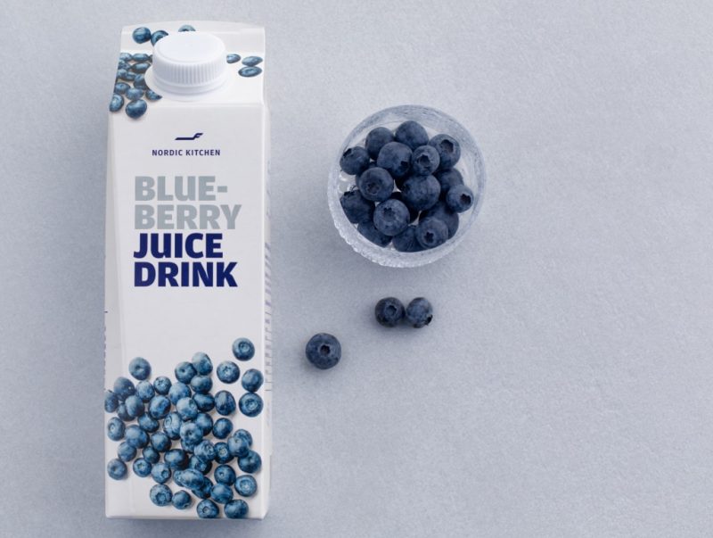 These blueberry juice packs are now available in Finnish supermarkets (Photo: Finnair).
