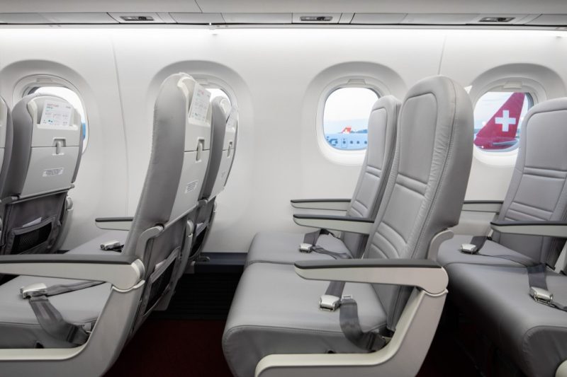 Seats in an Embraer 190-E2 (Photo: Helvetic Airways).