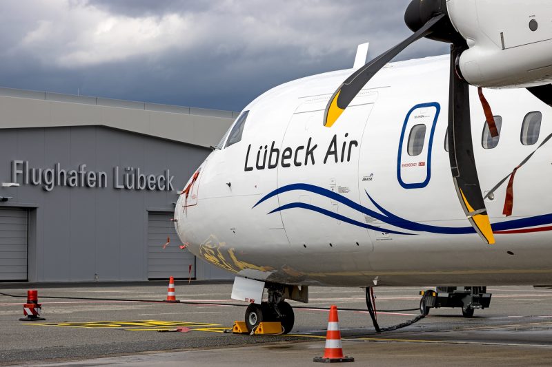 ATR72-500 (Photo: Lübeck Airport).