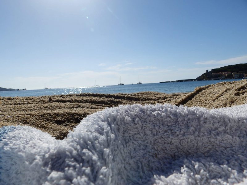 Beach in Marina di Campo, Elba (Photo: René Steuer).