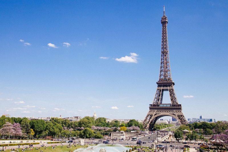 Eiffel Tower in Paris (Photo: Pixabay).