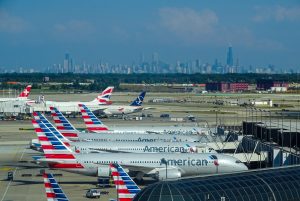 American Airlines am Flughafen Chicago O'Hare (Foto: Unsplashed/Miguel Ángel Sanz).
