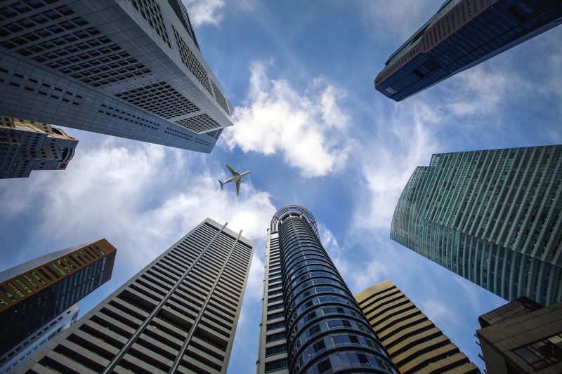 Skyscrapers in Singapore (Photo: Pixabay).