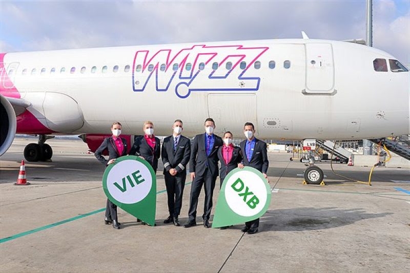Erstflug auf Wien-Dubai (Foto: Wizz Air).